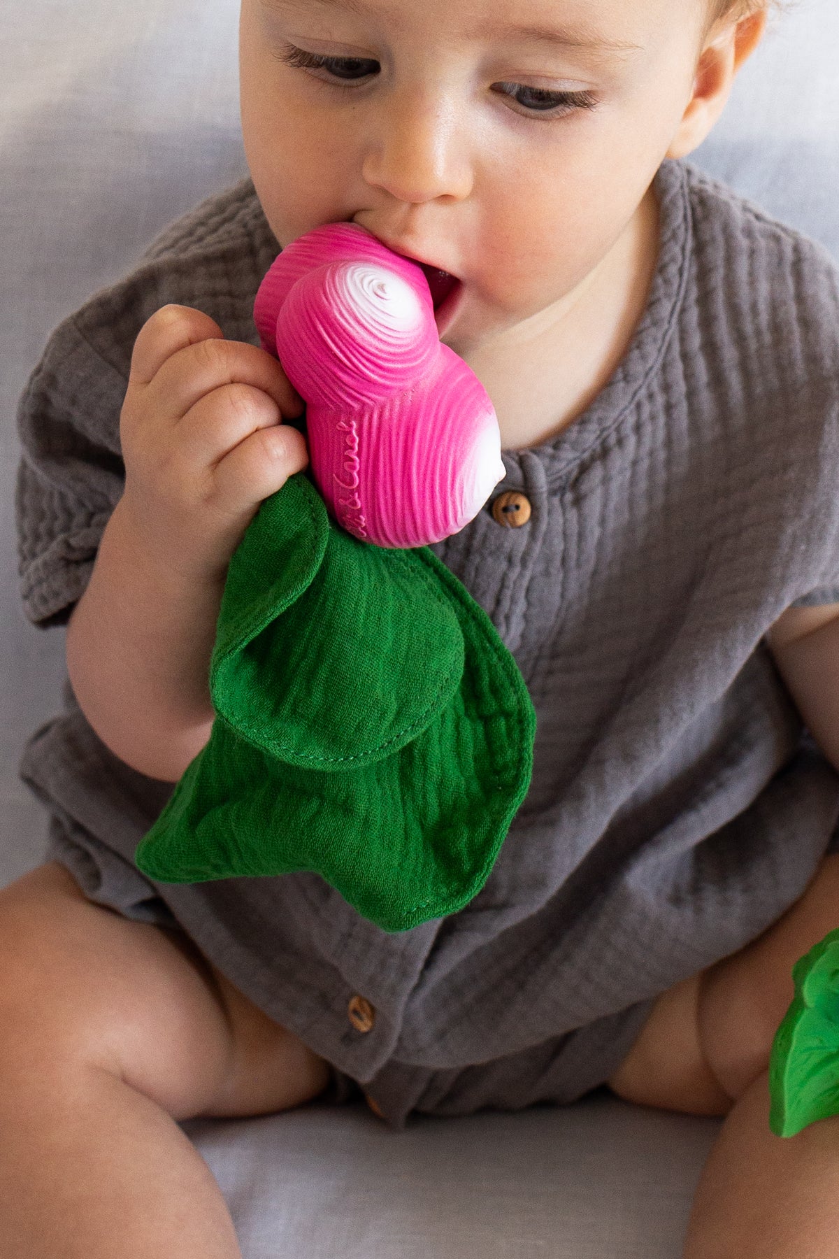 Ramona the Radish Mini Doudou Teether